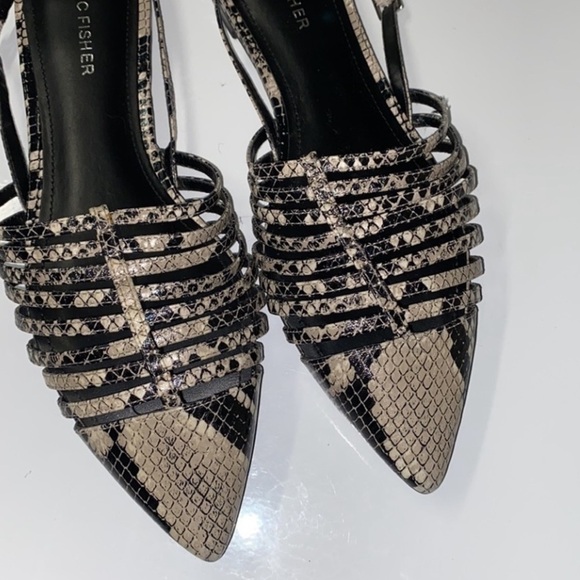 Marc Fisher shoes NEW flats ankle‎ strap adjustable ansli snake print - Picture 4 of 6
